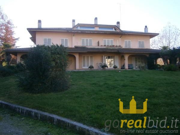 Portion of a two-family villa in Monterubbiano (FM) Sub 3-5 - LOT 2
