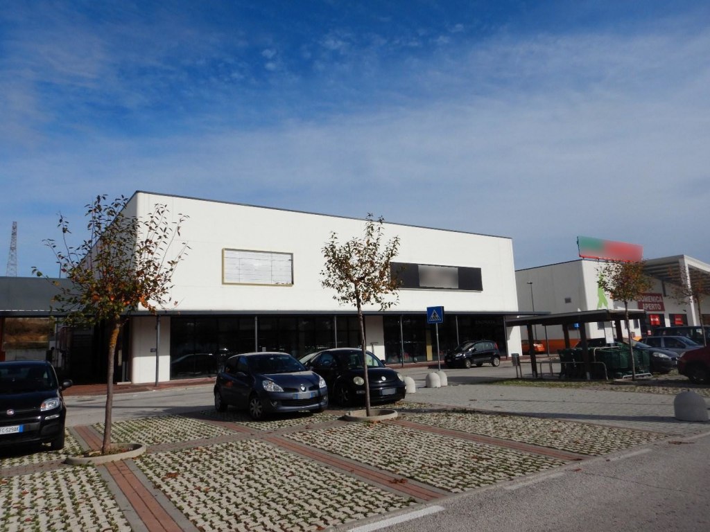 Commercial space in Osimo (AN) - LOT ALFA 3