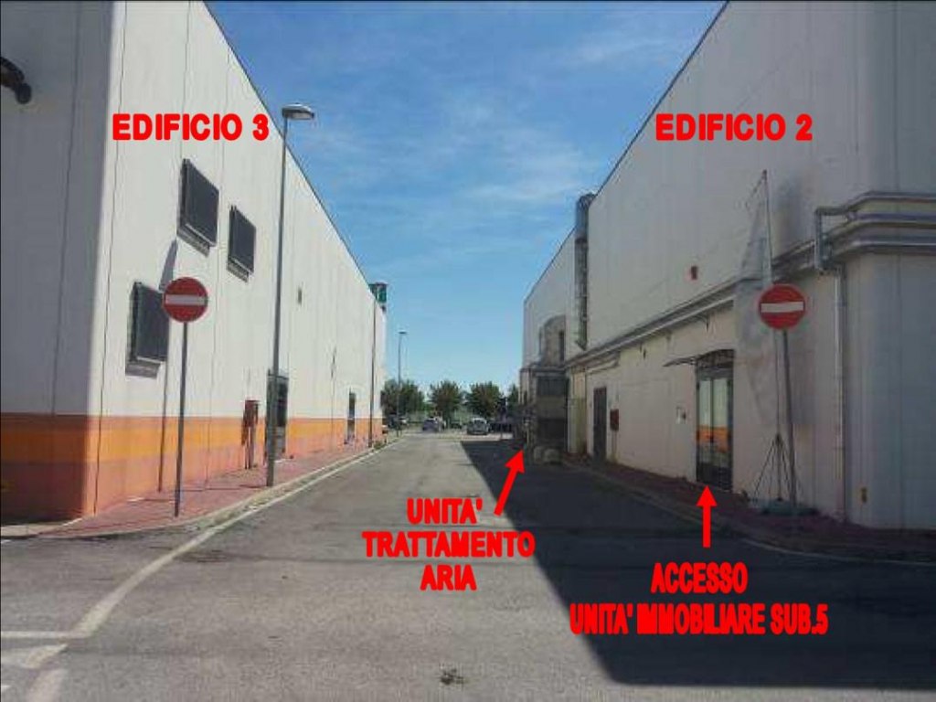 Local comercial en Osimo (AN) - LOTE ALFA 5