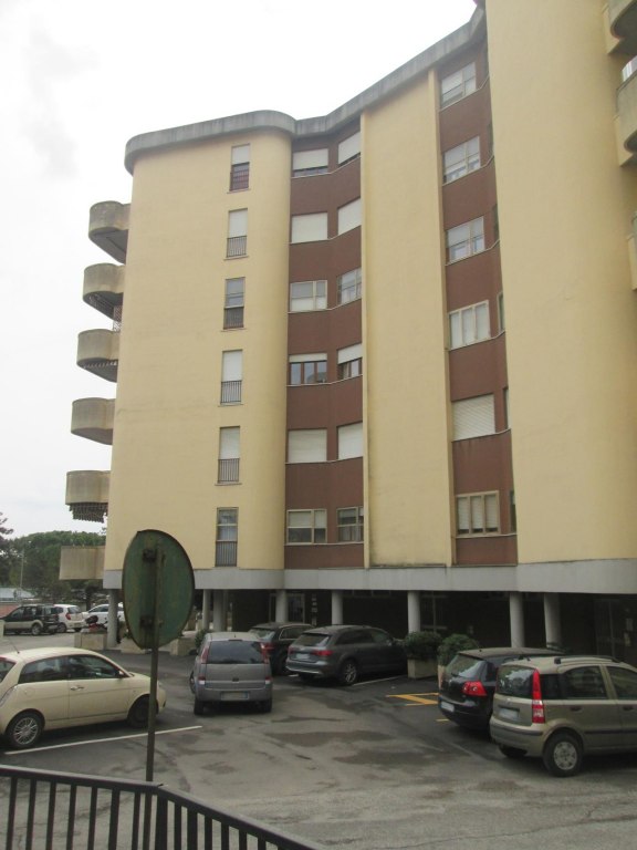 Appartement met garage en kelder in Corciano (PG)