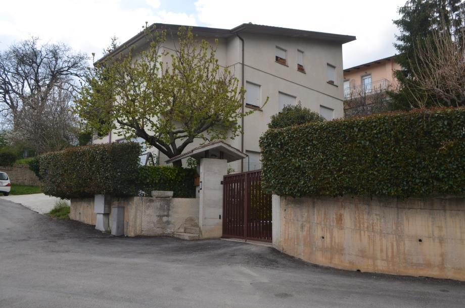 Stanovanje s garažo v Scheggii (PG) - LOT 2
