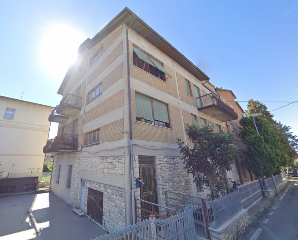 Appartamento con garage e cantina ad Assisi (PG) - LOTTO 6