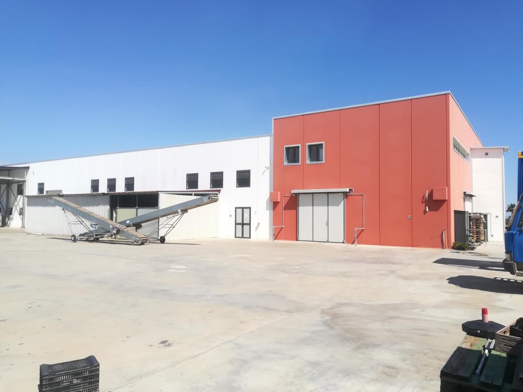 Nave industrial en Niscemi (CL) - LOTE 1