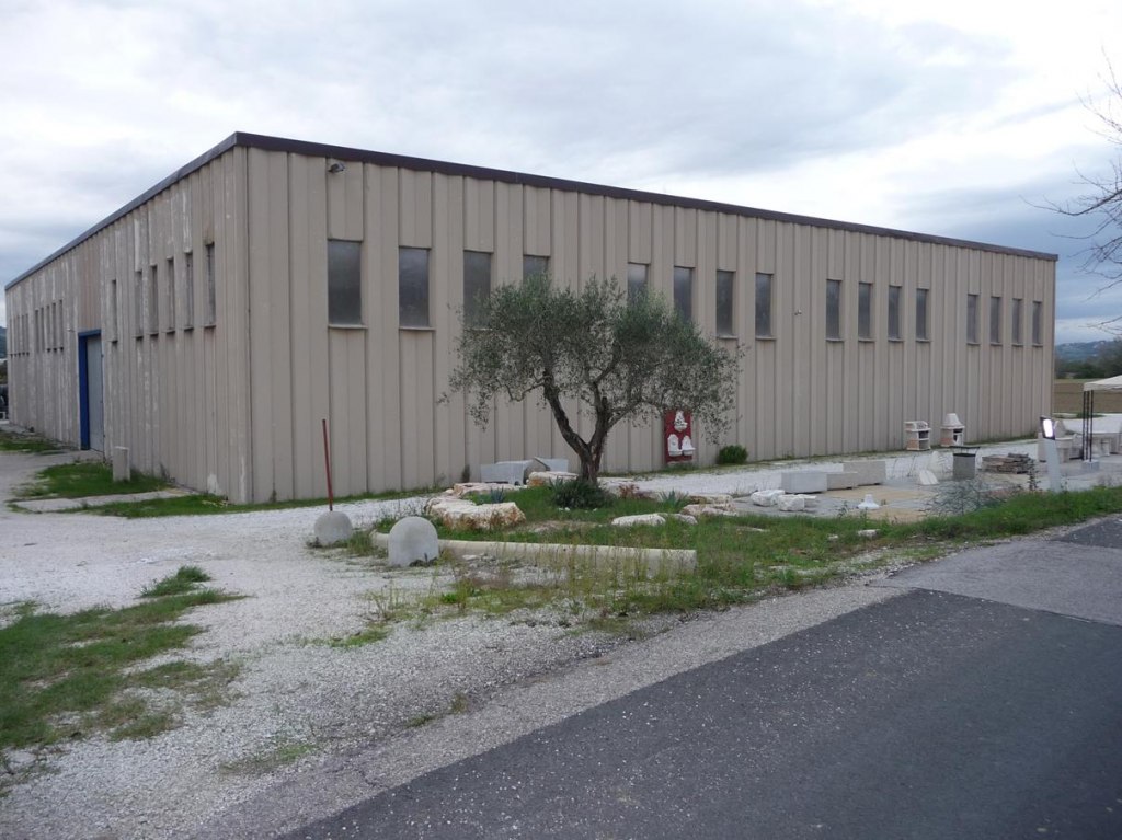 Nave industrial en Todi (PG) - LOTE B