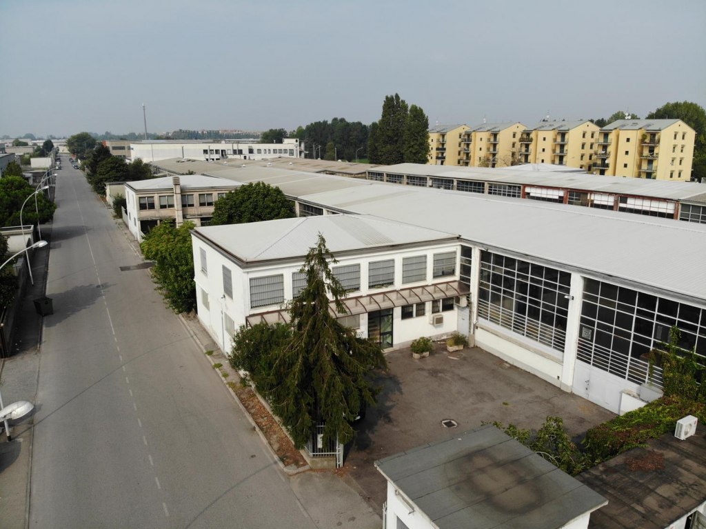 Industrial building in Assago (MI) - LOT 2