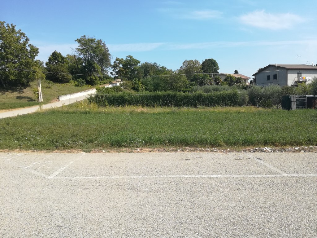 Freiluftparkplatz in Teramo - LOTTO 6