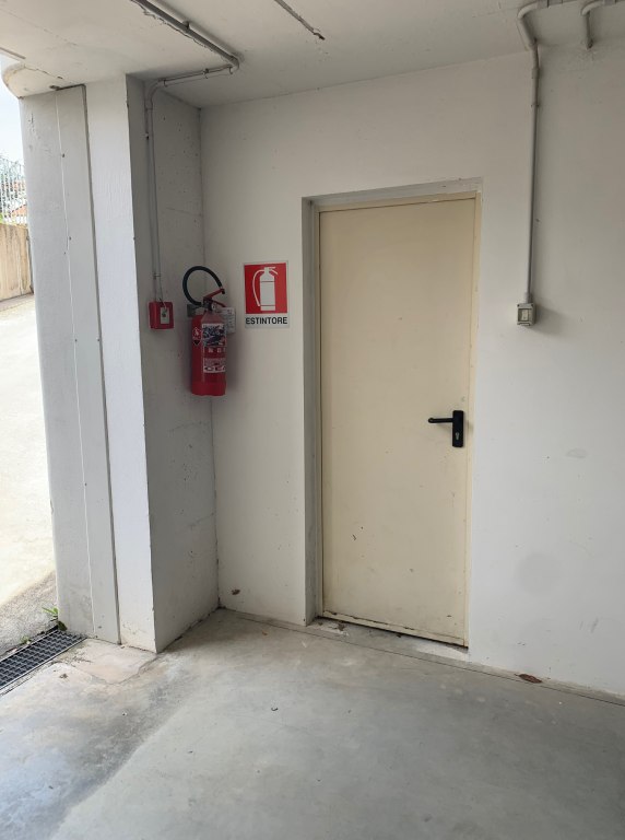 Magazzino a Macerata LOTTO B10 00004