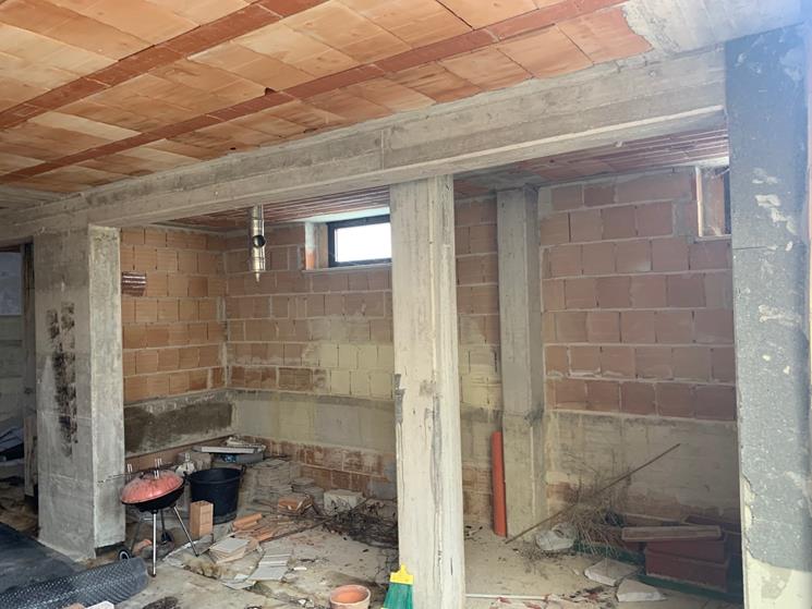 Magazzino con area urbana a Macerata LOTTO C7 00002