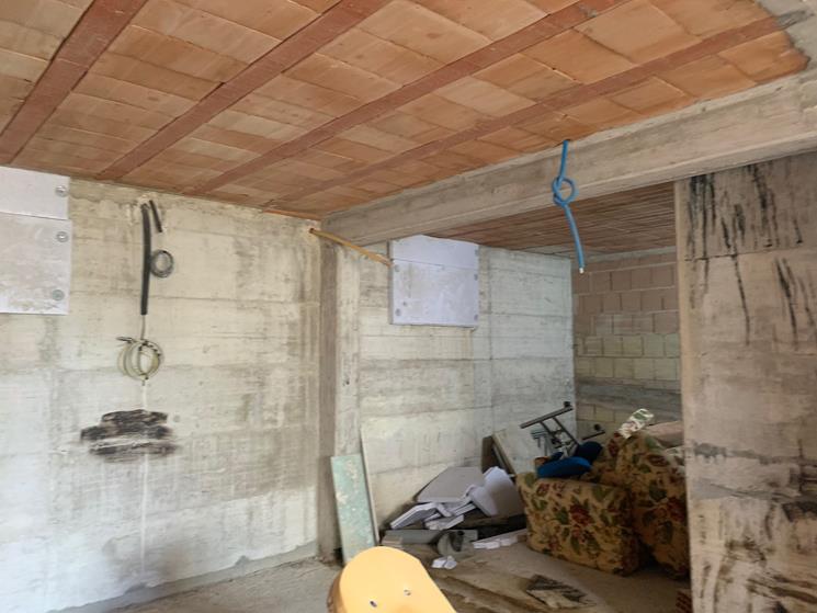Magazzino con area urbana a Macerata LOTTO C7 00004