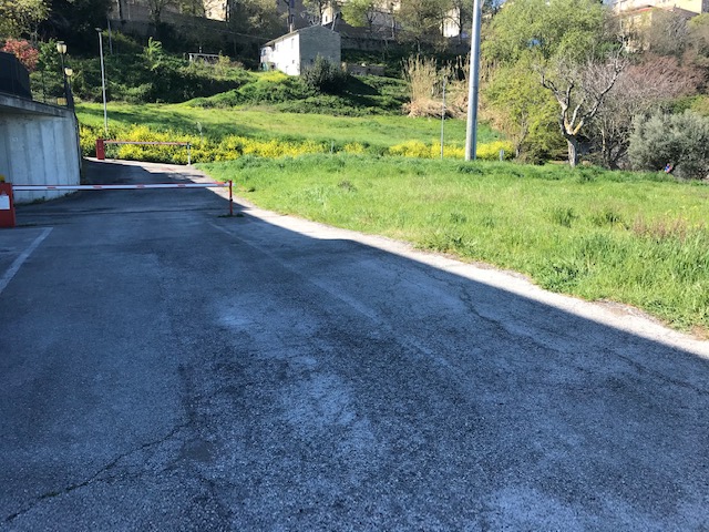Posto auto scoperto a Macerata LOTTO C8 00003