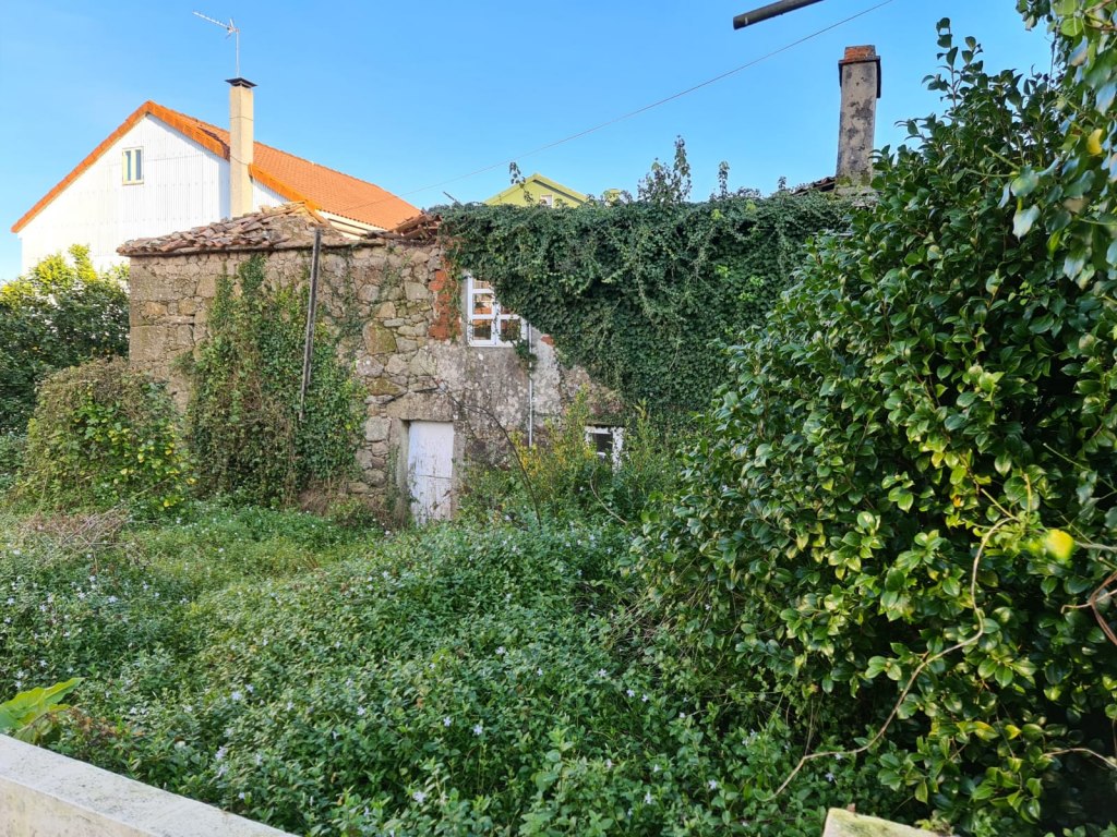 Terreno con rudere a Vimianzo Corcubion A Corua a 00005