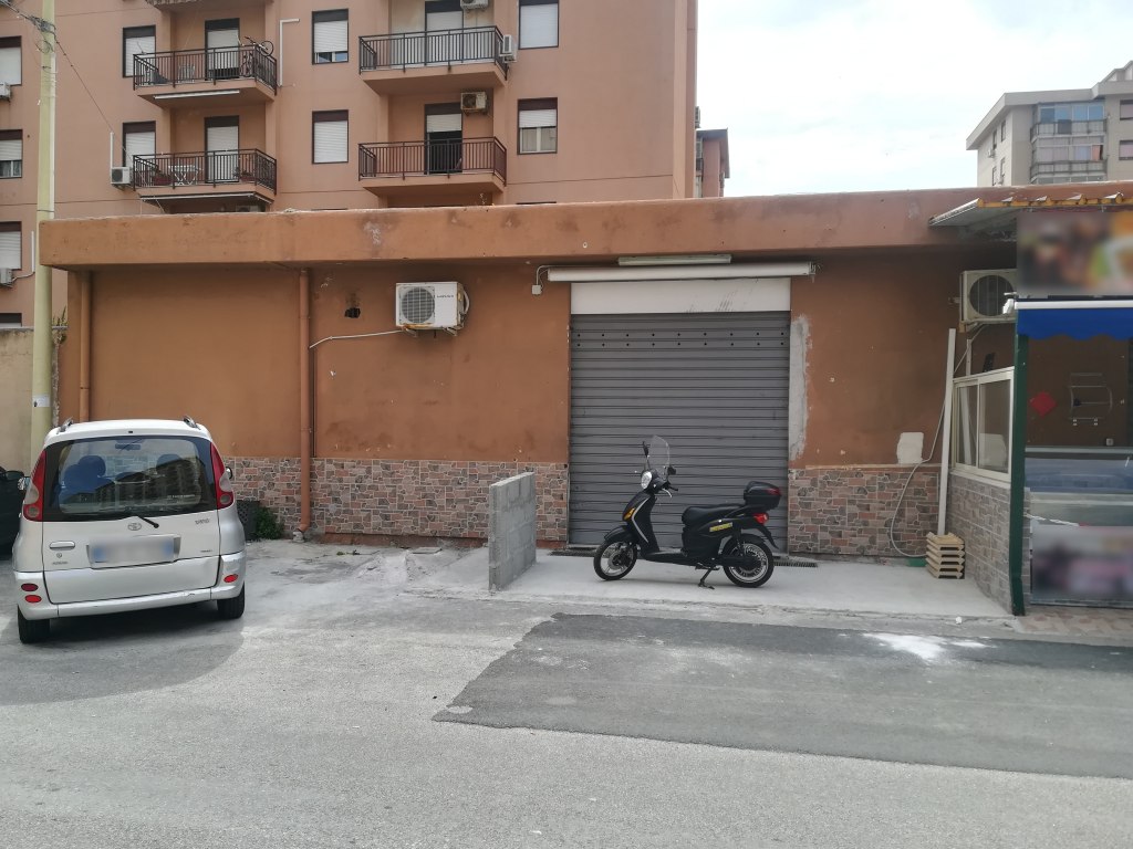 Entrepôt à Palerme - LOT 2