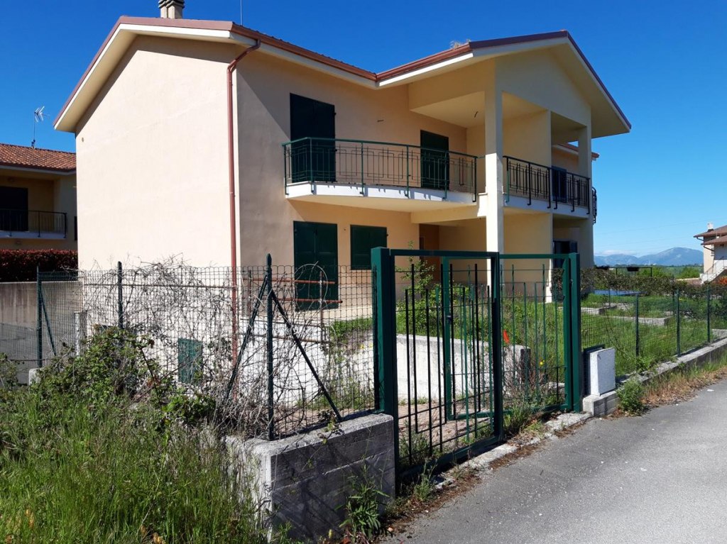 Villa in two-family house in Vinchiaturo (CB) - LOT 4