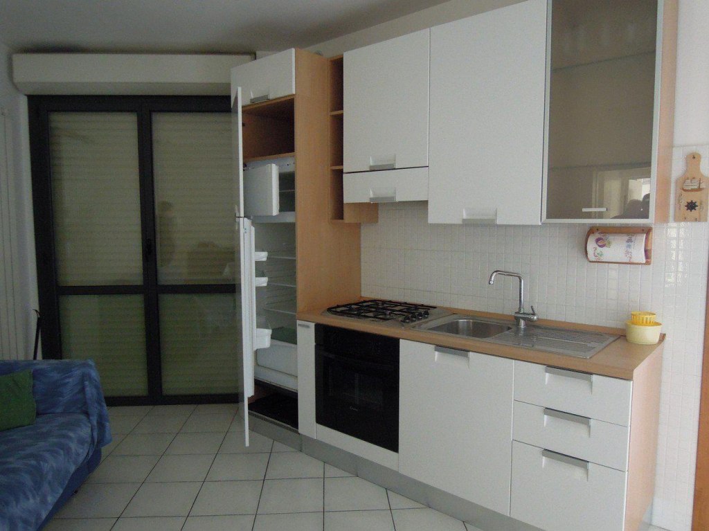 Abitazione con Garage a Taggia (IM) 00004