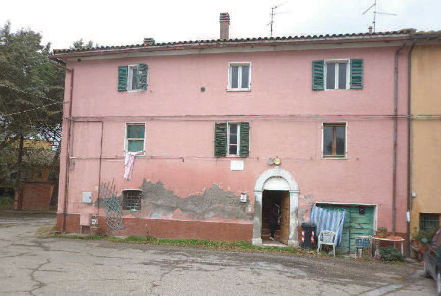 Apartment with garage and cellar in Castiglione del Lago (PG)