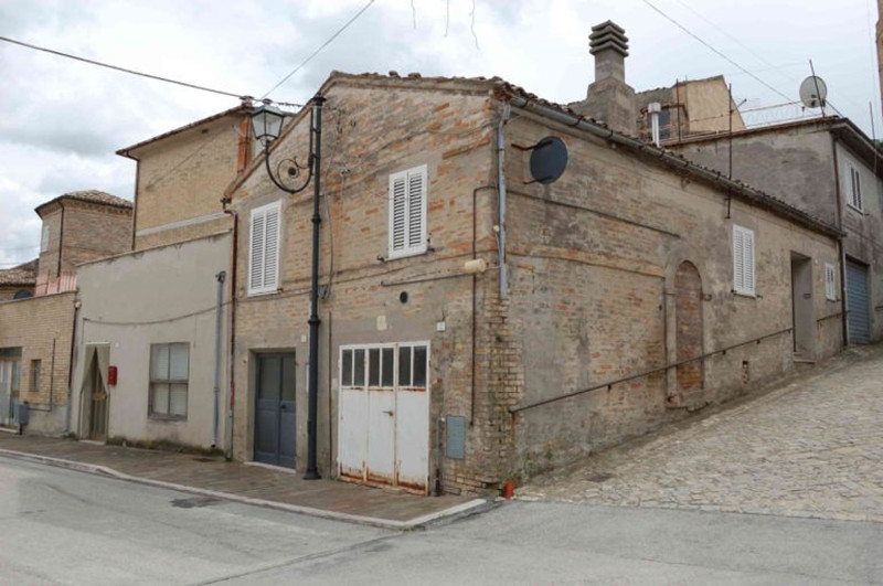 Bâtiment résidentiel à Rapagnano (FM) - LOT 2