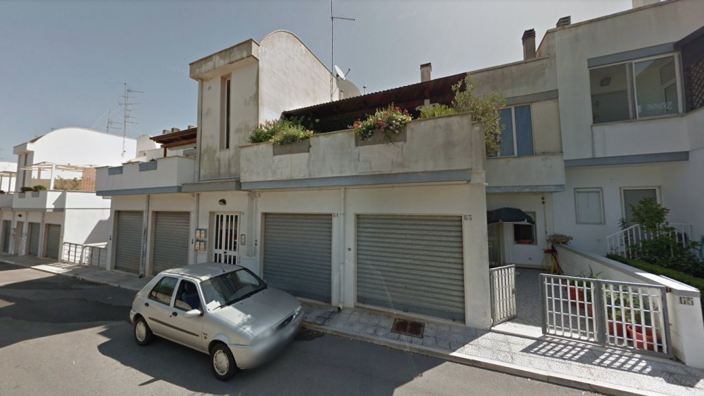 Apartment with garage in Alberobello (BA)