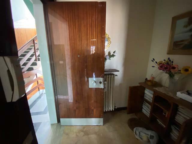 Appartamento con cantina e soffitta a Caltagirone (CT) LOTTO 5 00006