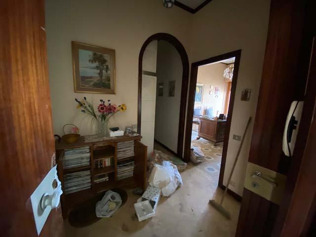 Appartamento con cantina e soffitta a Caltagirone (CT) LOTTO 5 00007