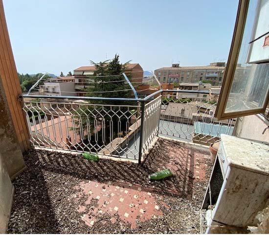 Appartamento con cantina e soffitta a Caltagirone (CT) LOTTO 5 00023