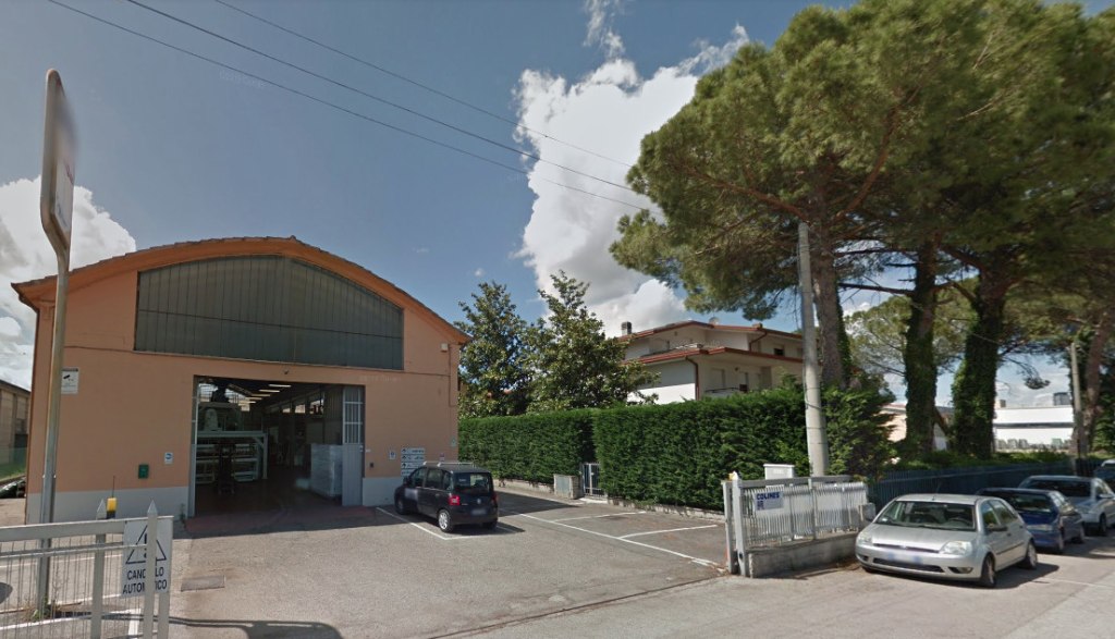 Fabriek en appartementen in Bastia Umbra (PG) - LOT 2