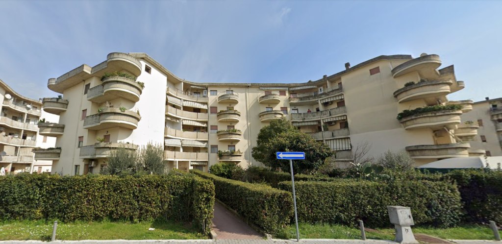 Apartment with two garages in Monsampolo del Tronto (AP) - LOT 91