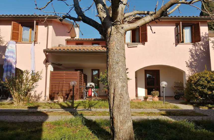 Two-family villa in Terni - LOT 1