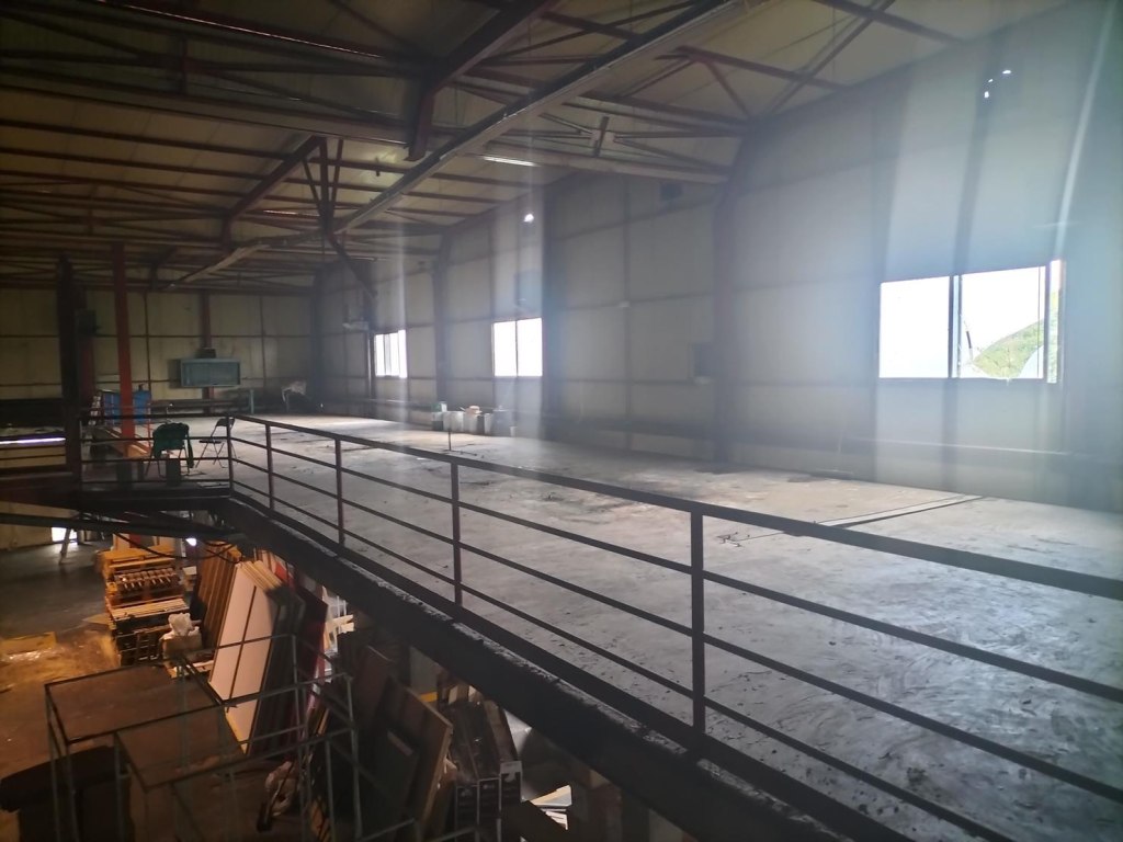 Immobile industriale a San Cibrao Das Viñas - Ourense - España