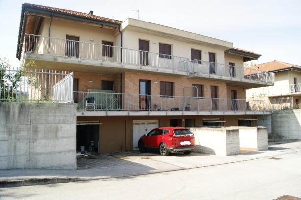 Apartamento e garagem em Montemarciano (AN) - LOTE 3
