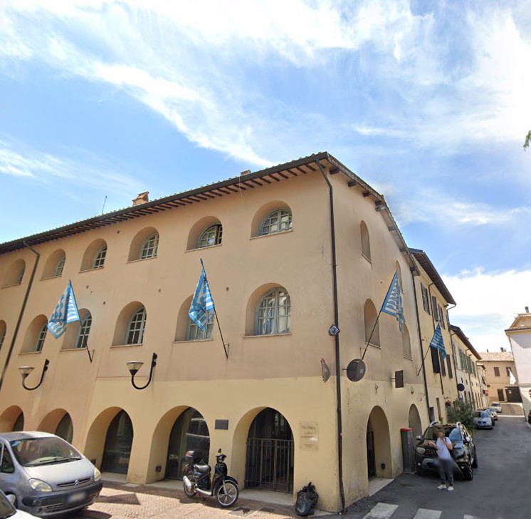 Commercial premises in Foligno (PG) - LOT 1
