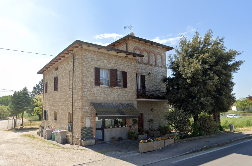 Edifício residencial em Torgiano (PG) - NUDE PROPRIEDADE - LOTE 1