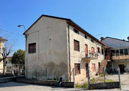 Trissino'da Konutlu El Sanatları Atölyesi - LOT 4