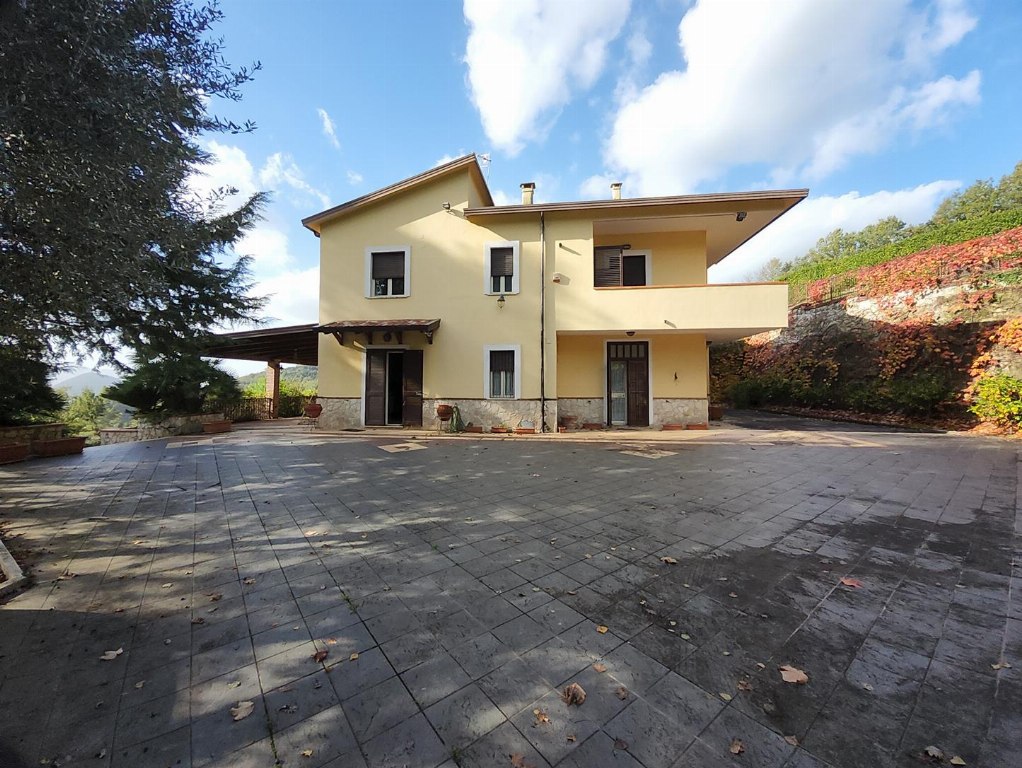 Villa à Caiazzo (CE) - LOTTO 2