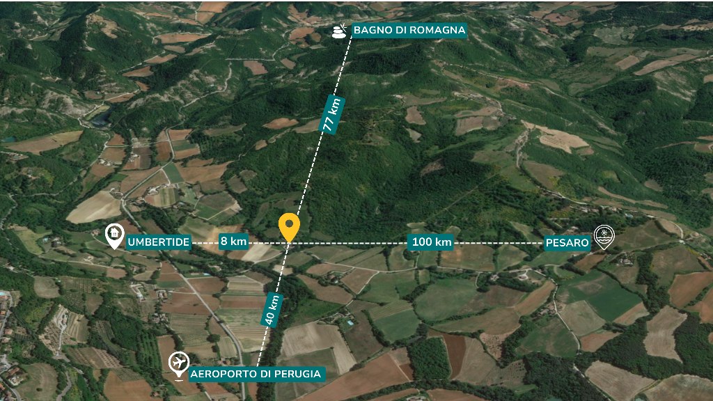 Building and agricultural lands in Montone (PG)