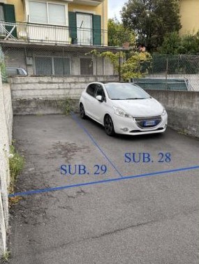 Place de parking à Pedara (CT) - lot 1