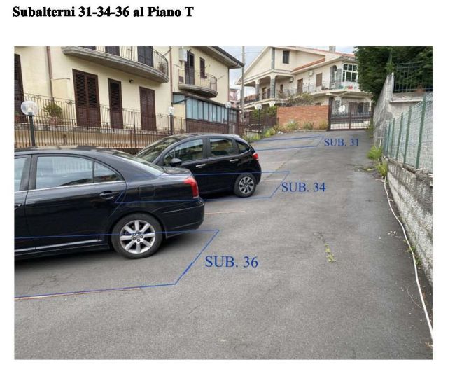 Place de parking à Pedara (CT) - lot 3