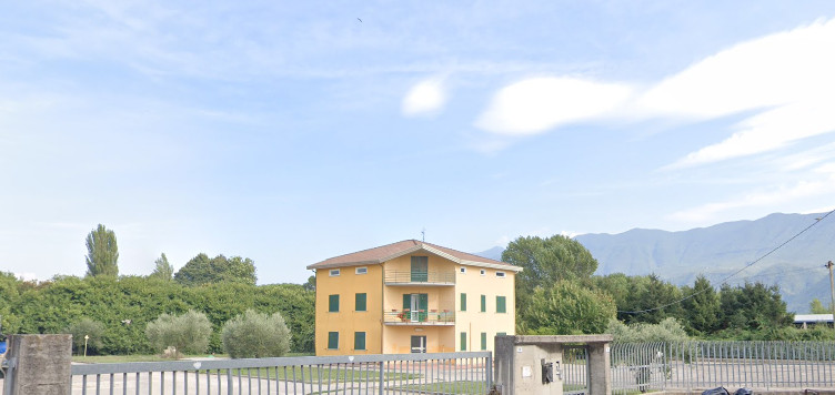 Residential building in Rotondi (AV) - SURFACE PROPERTY