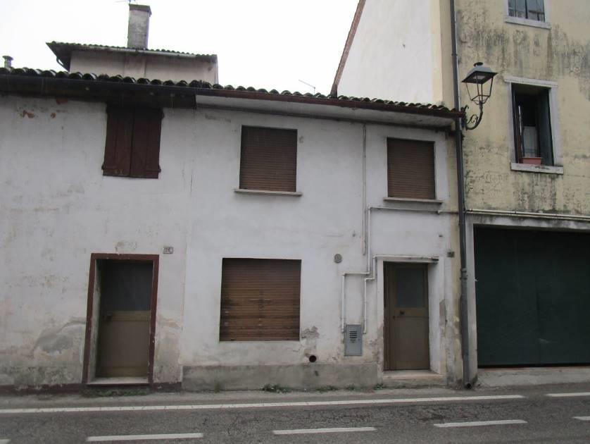 House in Rossano Veneto (VI) - LOT 2