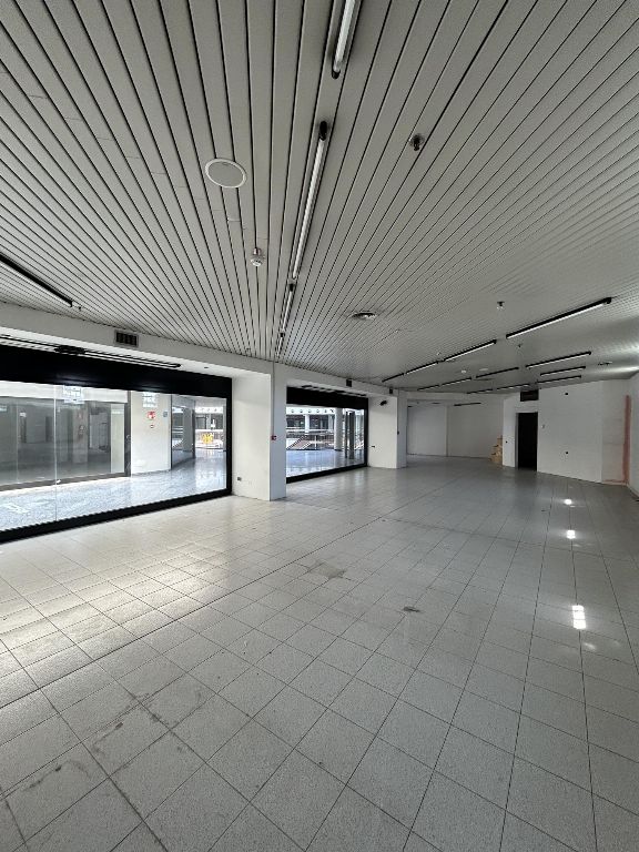 asta Negozio a Brugherio MB 00005