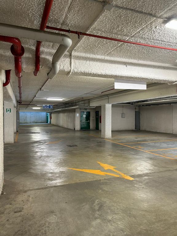 asta Negozio a Brugherio MB 00013