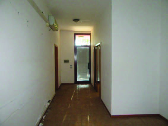 asta Negozio a Ancona 00011 asta Negozio a Ancona 00011