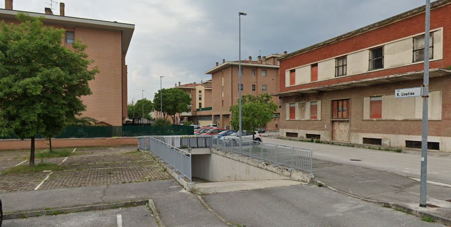 asta Garage a Jesi AN 00002 asta Garage a Jesi AN 00002