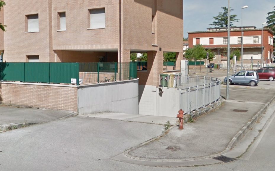 asta Garage a Jesi AN 00002 asta Garage a Jesi AN 00002