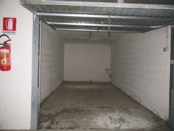 asta Garage a Jesi AN 00003 asta Garage a Jesi AN 00003