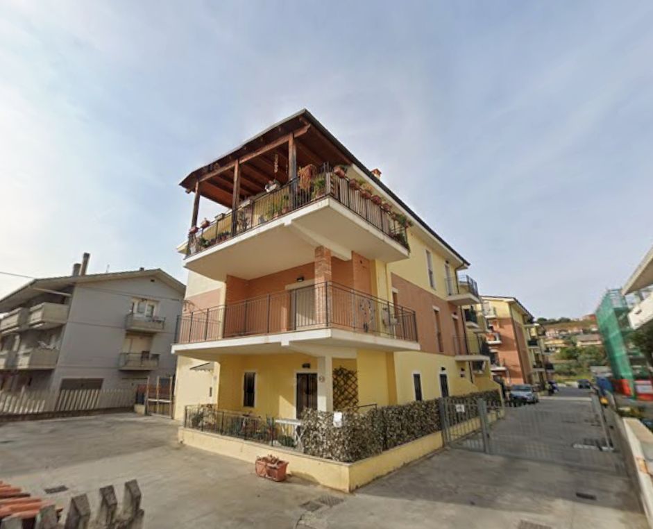 AUCTION - Garage in Silvi Marina (TE) - LOT 15