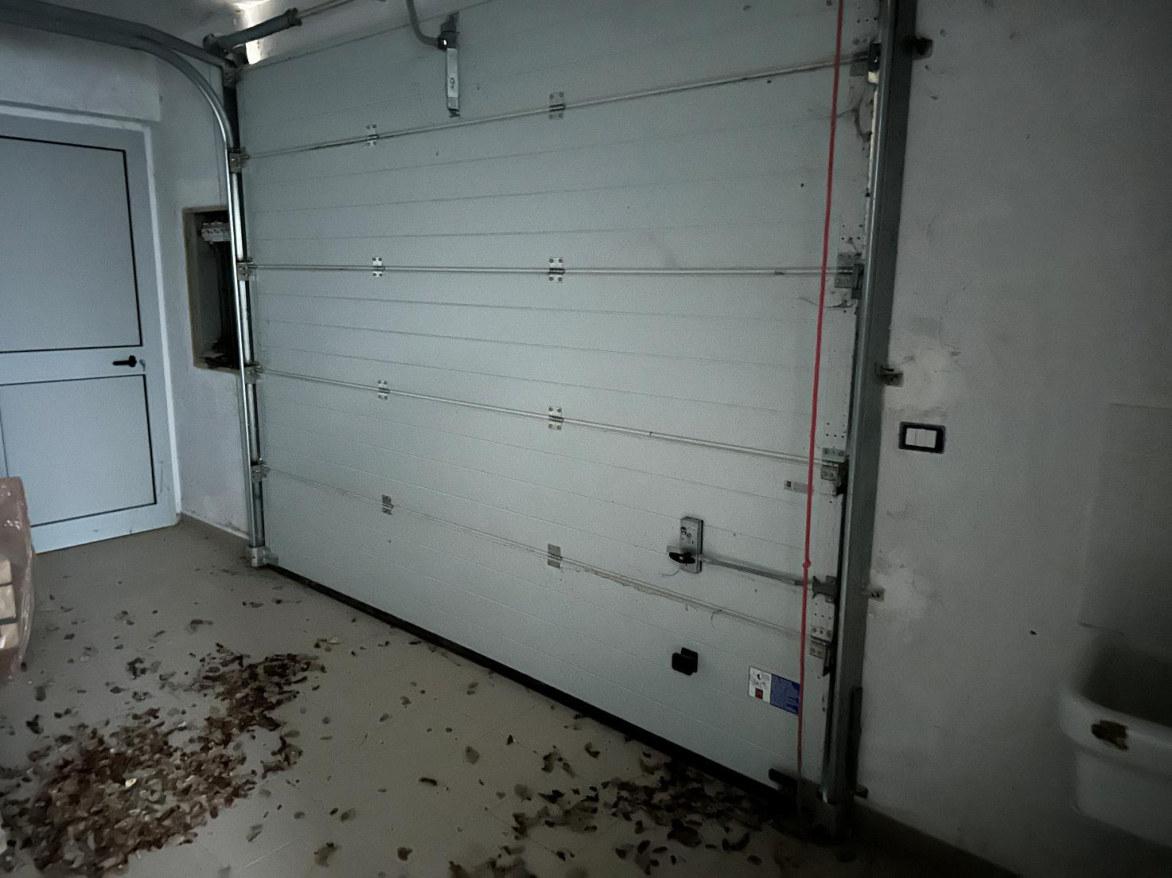 asta Palazzo Stabile a Pignola PZ 00008 asta Palazzo Stabile a Pignola PZ 00008