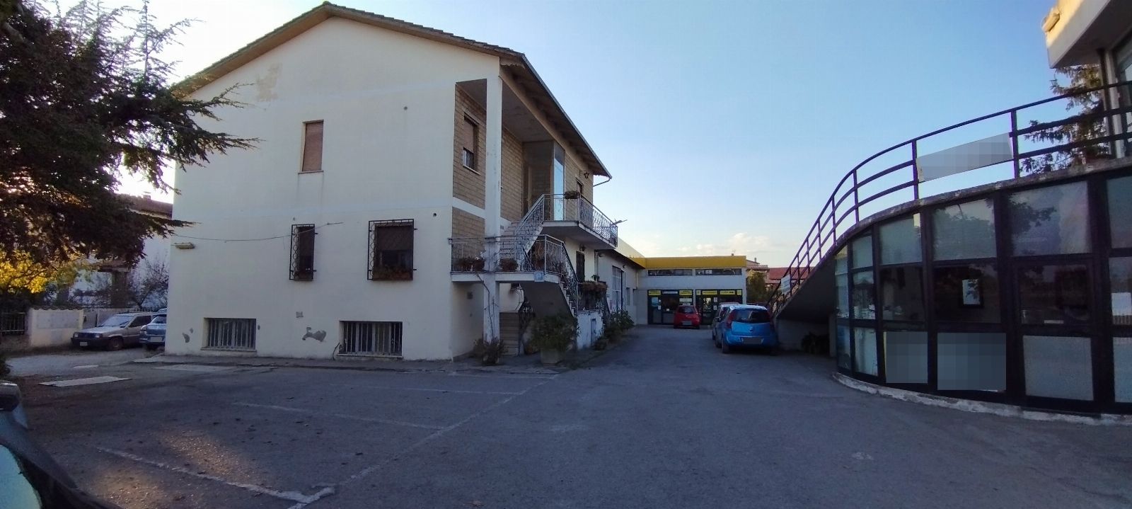 asta Complesso Commerciale a Cortona AR 00008