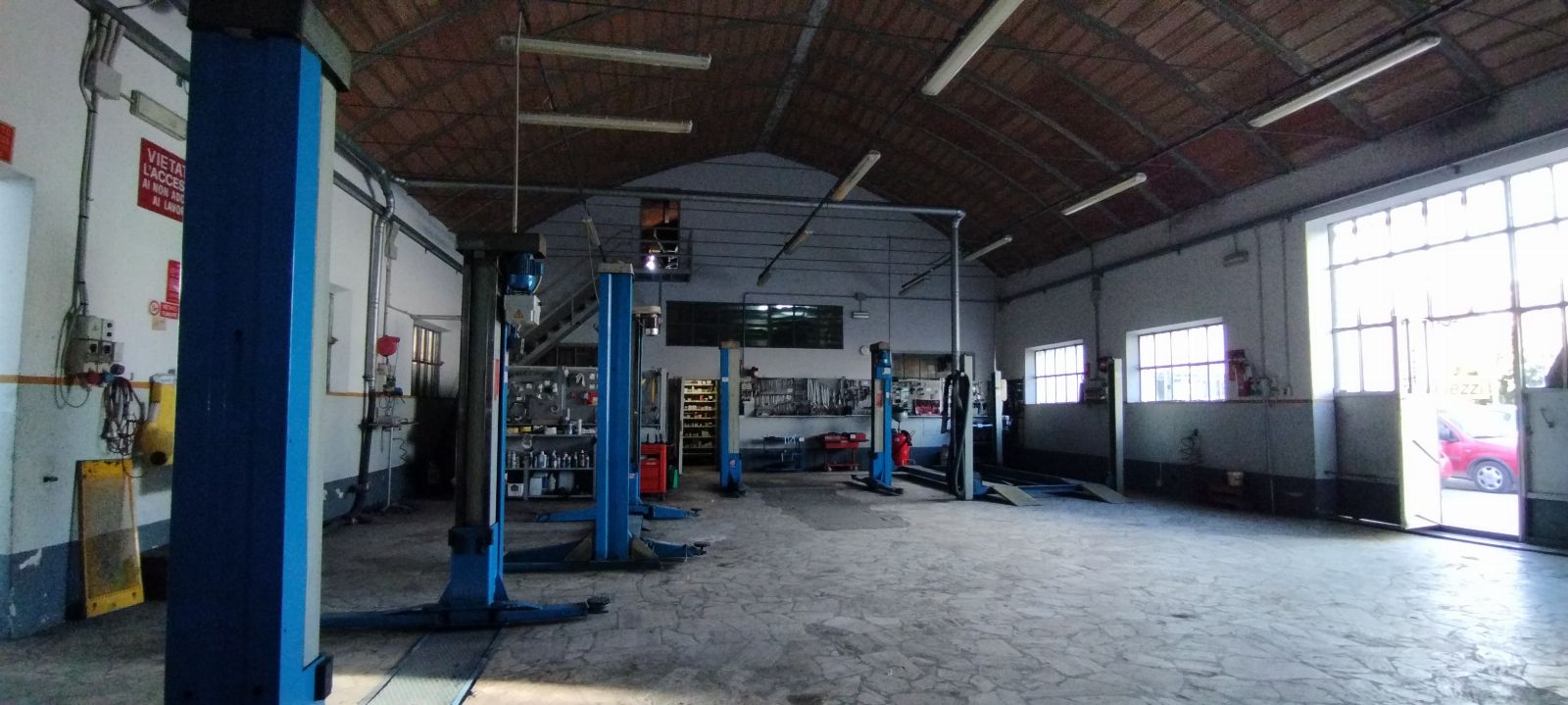 asta Complesso Commerciale a Cortona AR 00032