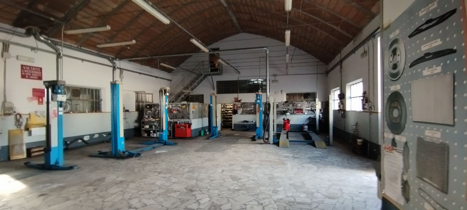 asta Complesso Commerciale a Cortona AR 00035