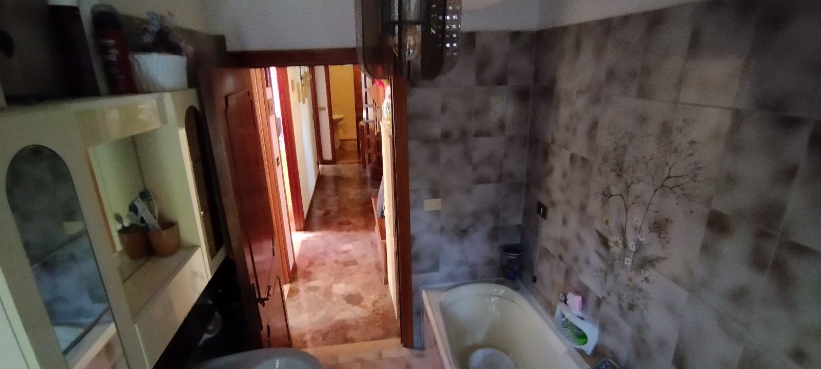 asta Complesso Commerciale a Cortona AR 00070